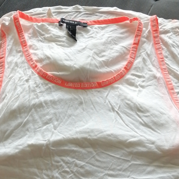 Forever 21 tank top - Picture 2 of 3